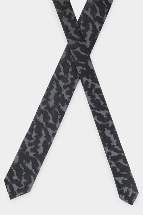 TIE HUGO - 001 BLACK